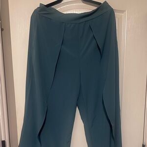 HALARA Green Wide Leg Pants with Elegant Side Detail